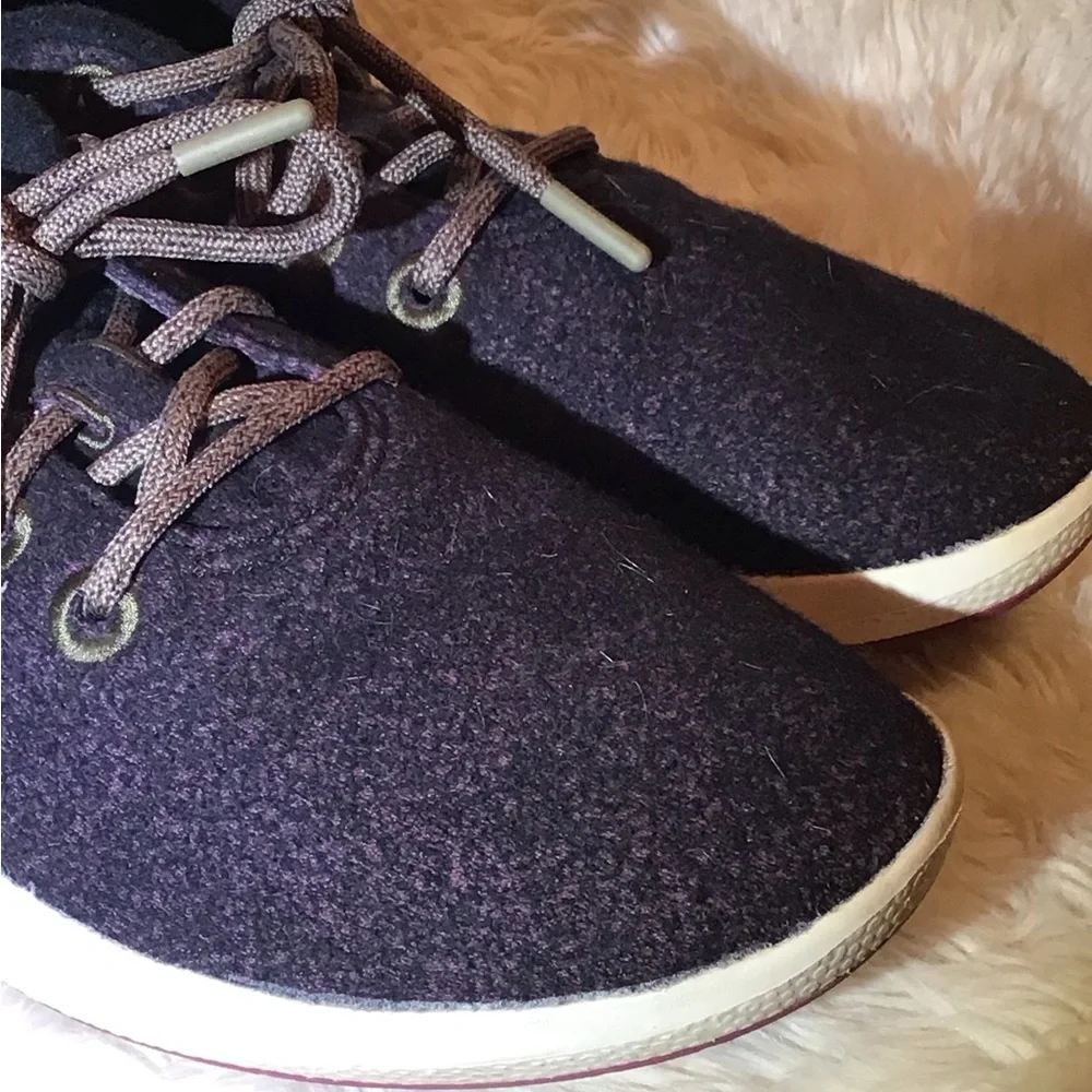 Allbirds Men’s wool running sneakers size 9